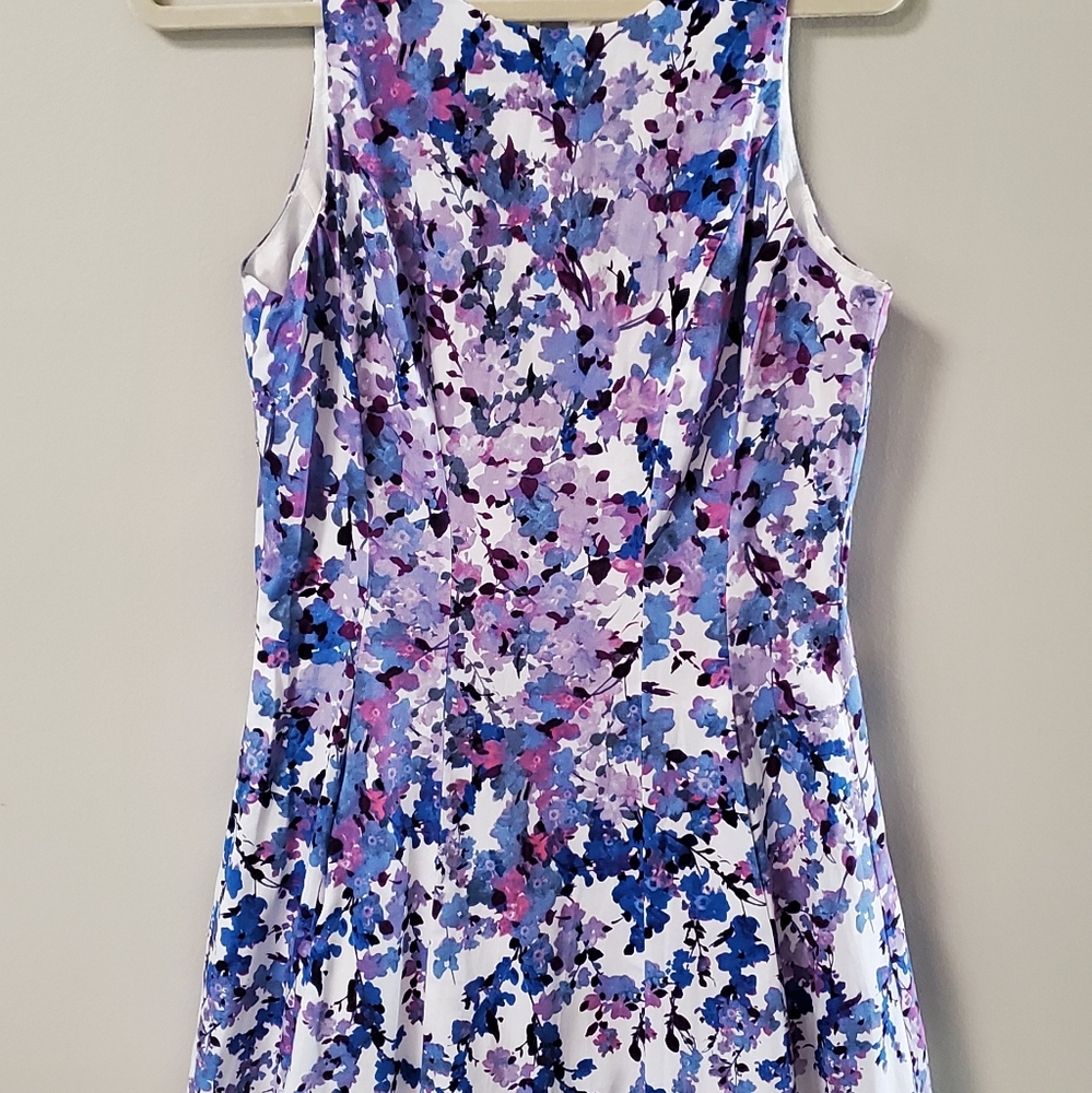 Maggy London Blue/Purple/Pink floral dress pockets
